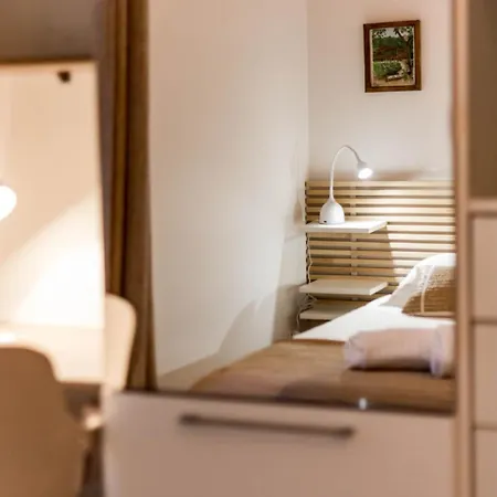 Allinlyon | Charme Et Verdure - Metro Flachet *